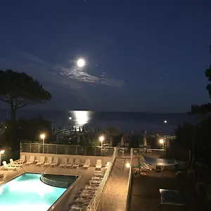 2* Aparthotel Florida